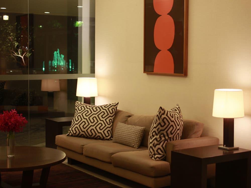 בנגקוק Bangna Pride Hotel & Residence מראה חיצוני תמונה