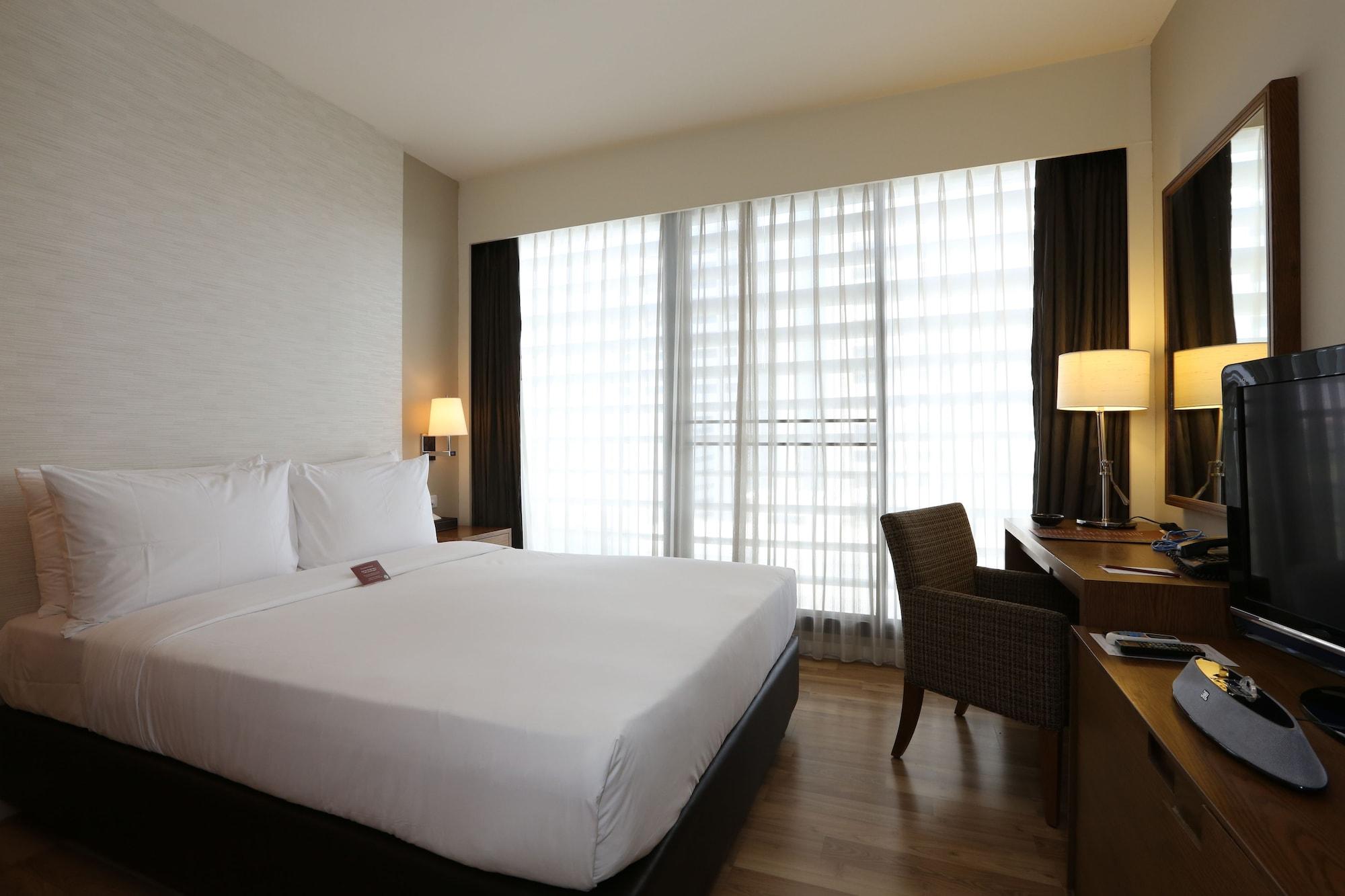 בנגקוק Bangna Pride Hotel & Residence מראה חיצוני תמונה
